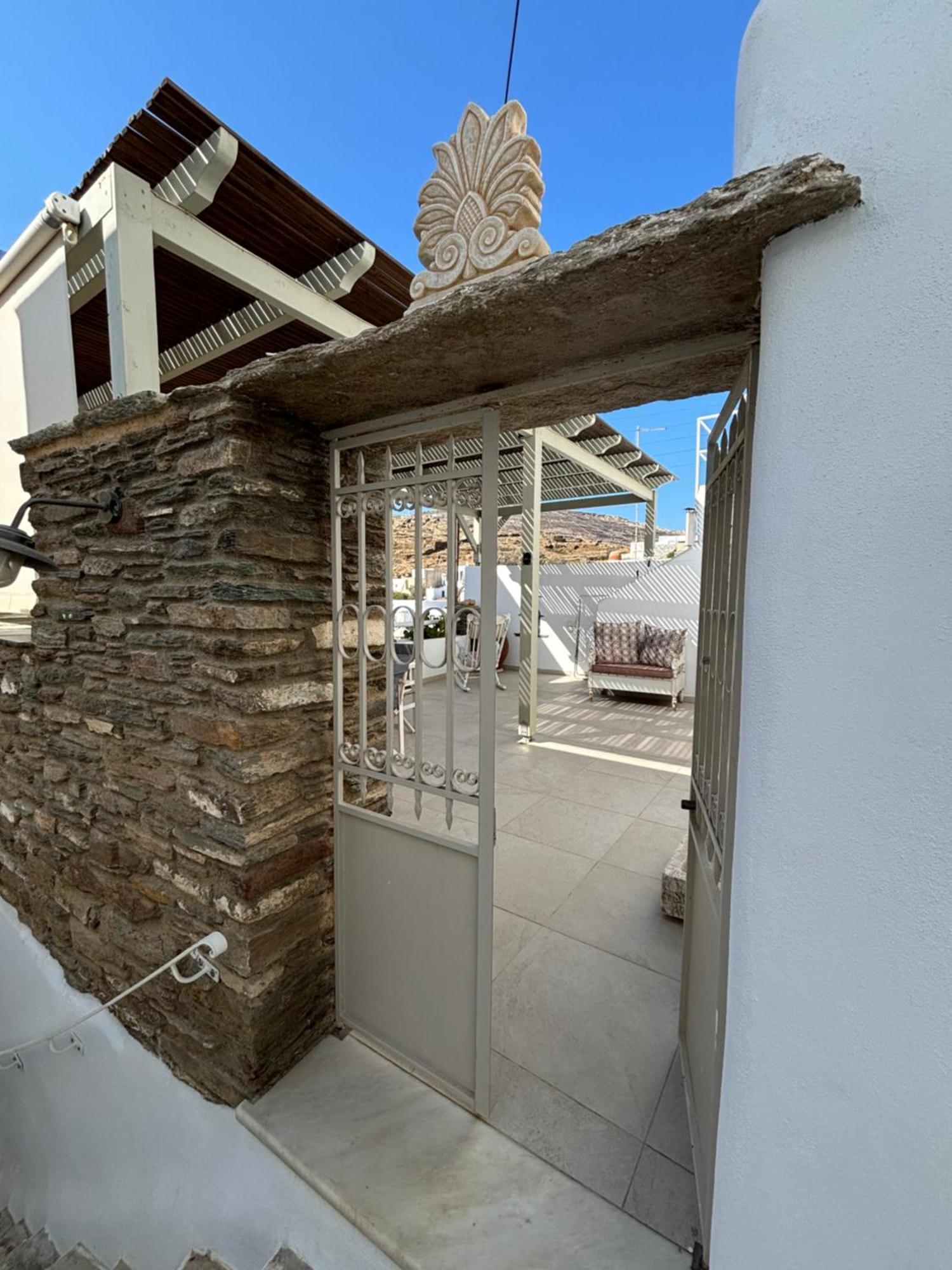 Serenity Living Platia, Tinos Zewnętrze zdjęcie